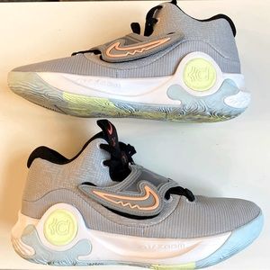 Nike KD Trey 5 X "Wolf Grey Barely Volt"